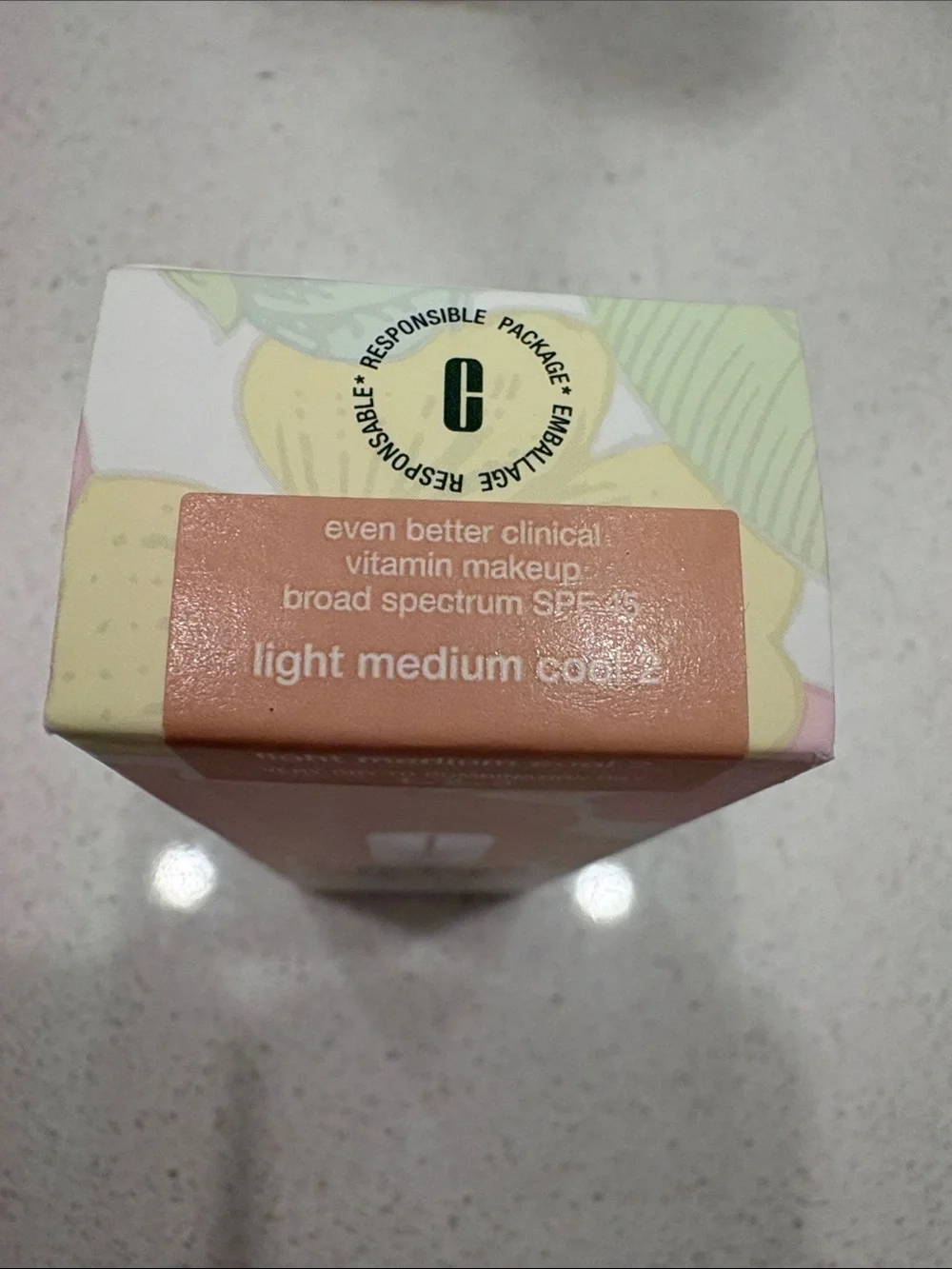 Clinique Even Better Clinical Vitamin Makeup - Light/Medium Cool 2